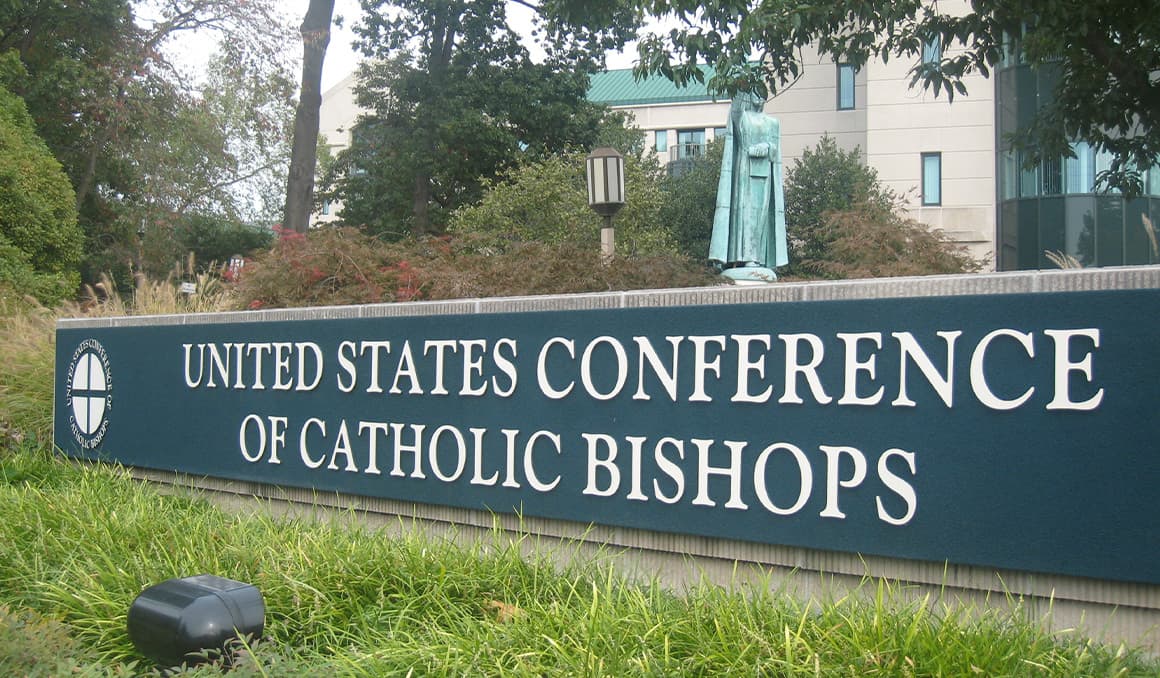 USCCB forced to rework how to serve refugees after government suspended agreements, Archbishop Broglio says