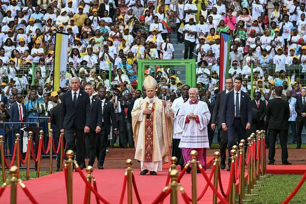 Pope Leo concludes Africa trip with Mass in Malabo, calls continent a ‘treasure of faith’