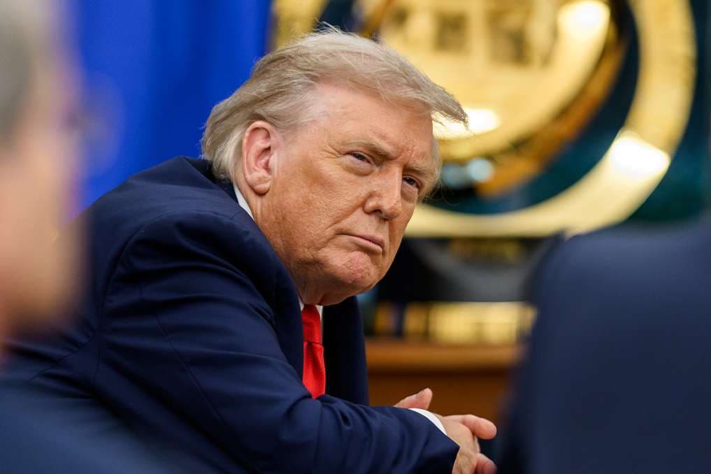 Trump threatens to invoke Insurrection Act amid Minnesota protests over ICE activity