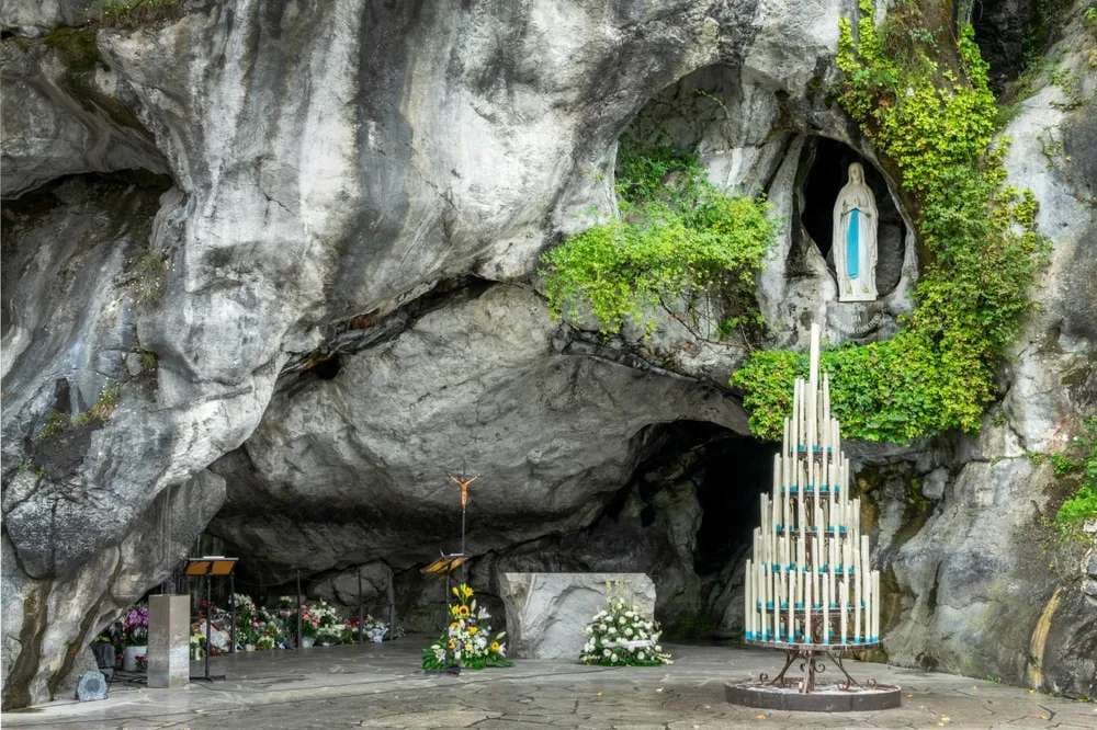 Volunteer organization brings Lourdes virtual pilgrimage to churches, institutions around US