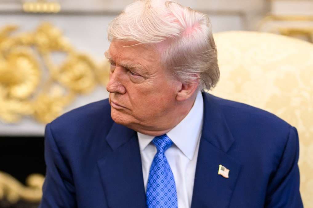 Trump orders DOJ to probe top Democrats with ties to Epstein