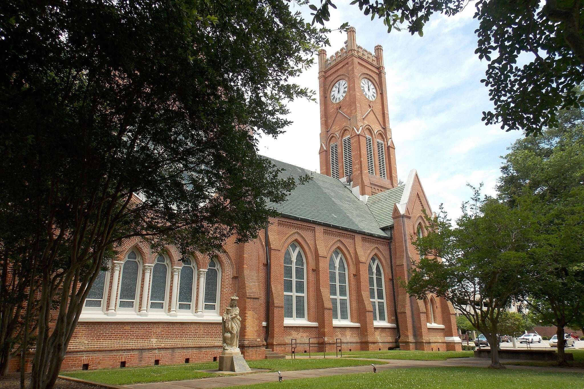 Louisiana diocese files for bankruptcy after receiving clergy abuse claims