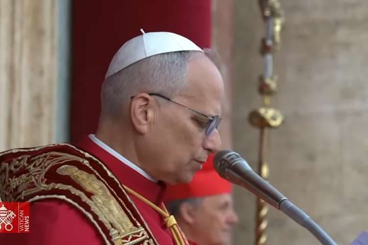 Pope Leo delivers Urbi et Orbi blessing, naming world’s conflicts and proclaiming peace born of responsibility