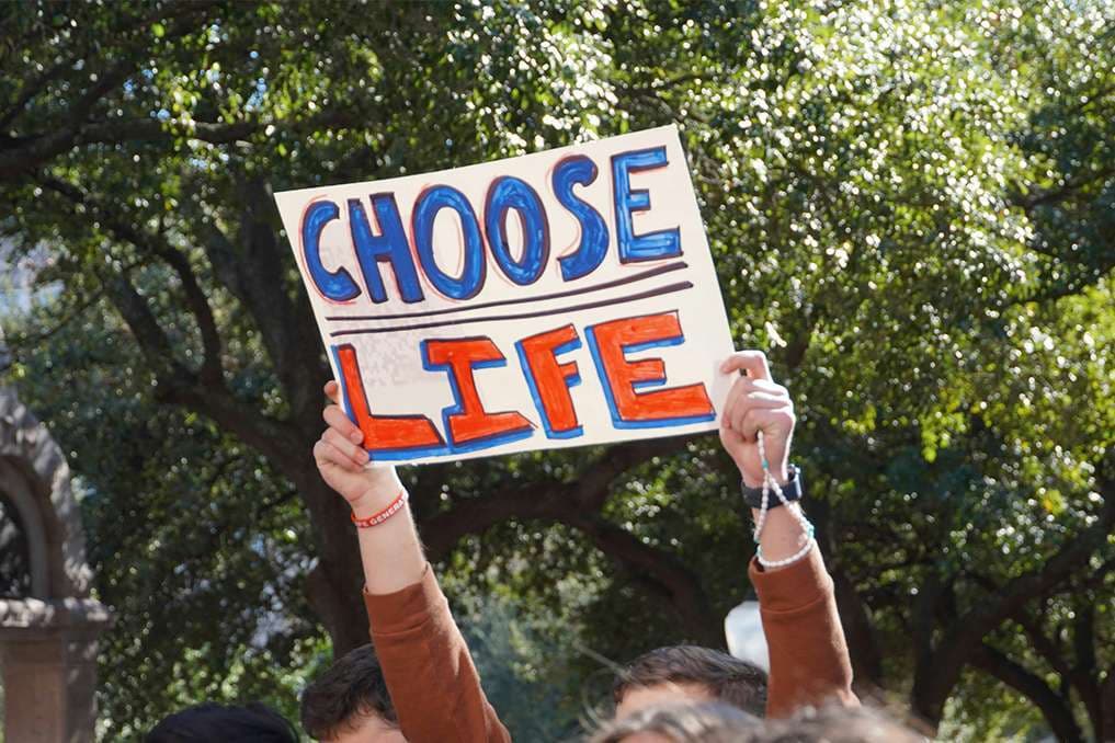 Contractors boycott New Mexico’s planned abortion center