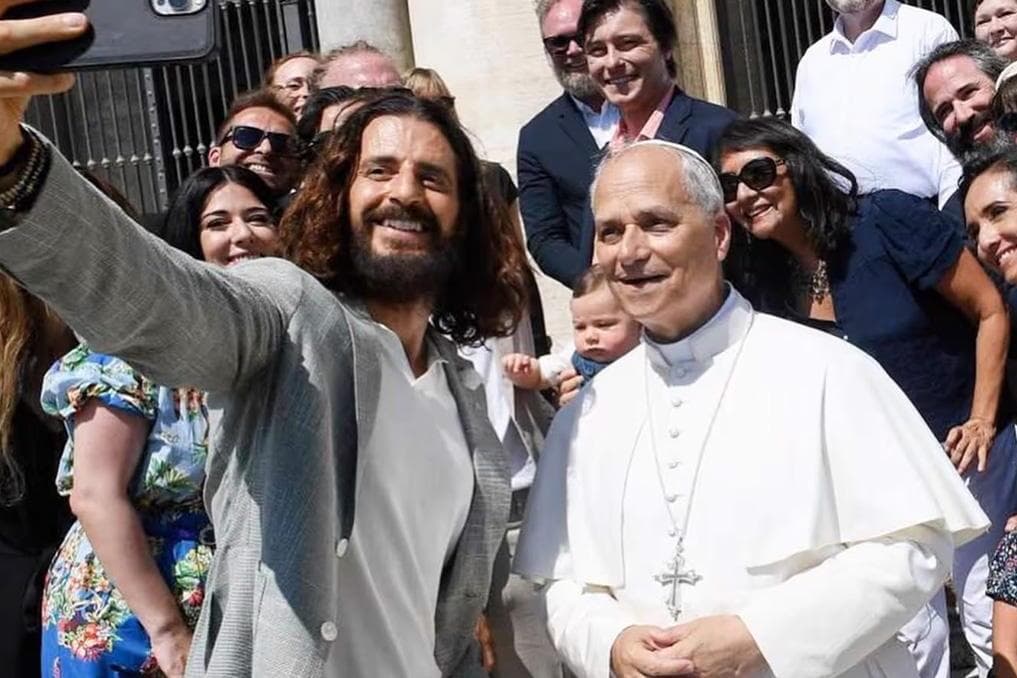 ‘The Chosen’ star Jonathan Roumie meets Pope Leo in Rome