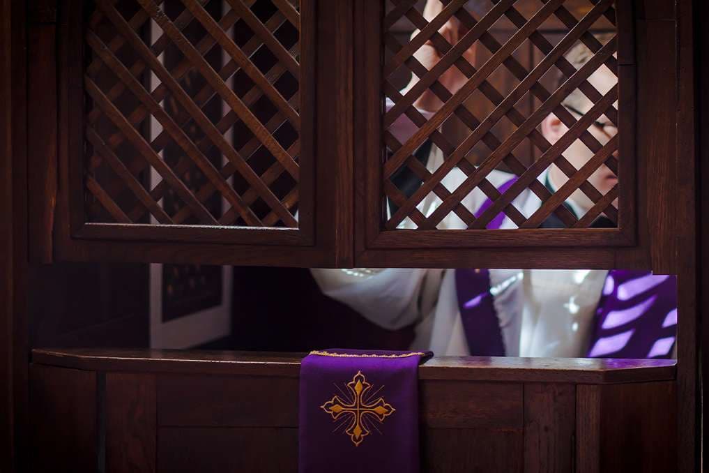 Proposed Arizona legislation threatens seal of Confession