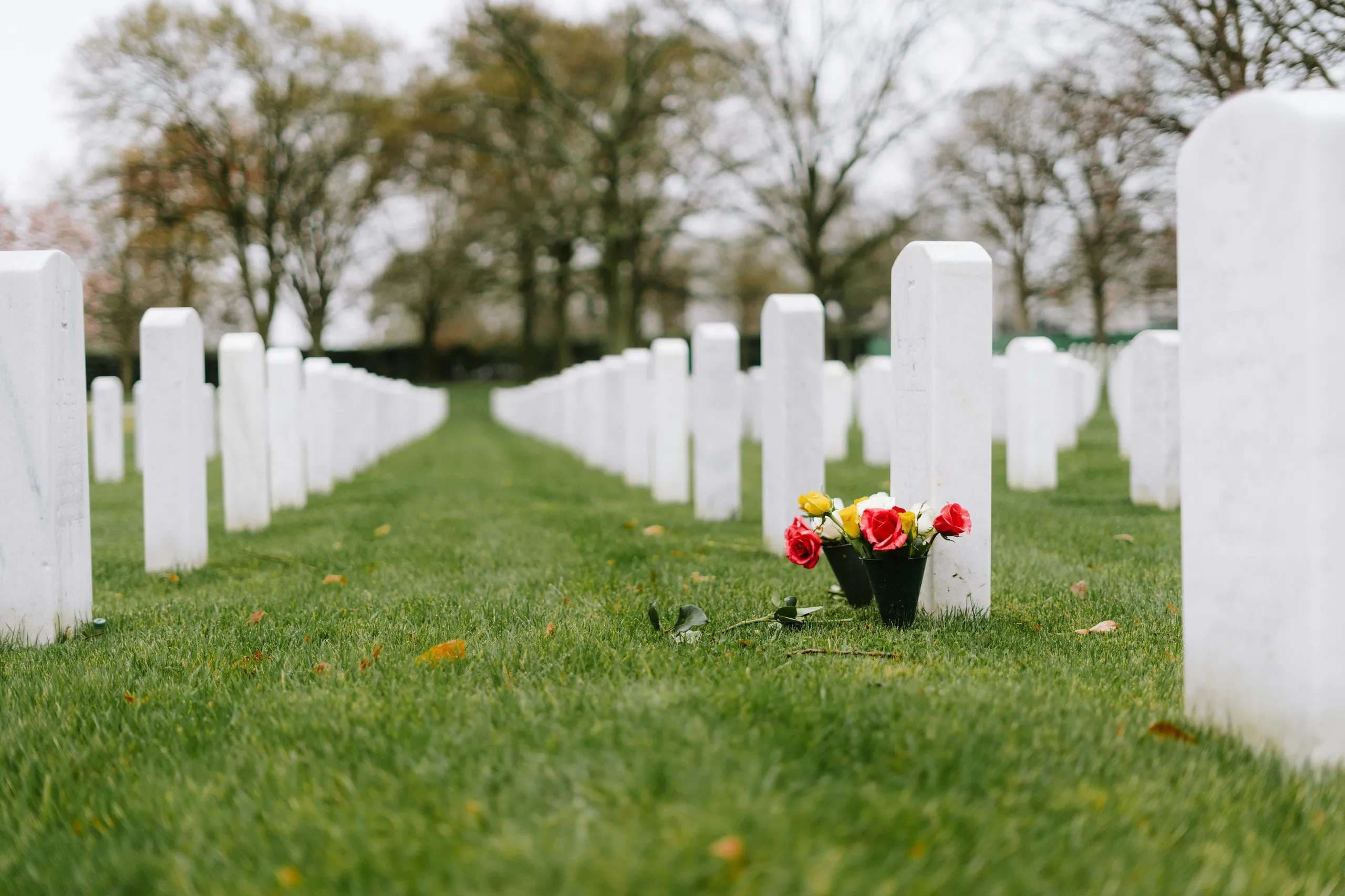 CatholicVote-backed effort calls on VA to allow crucifixes on military headstones