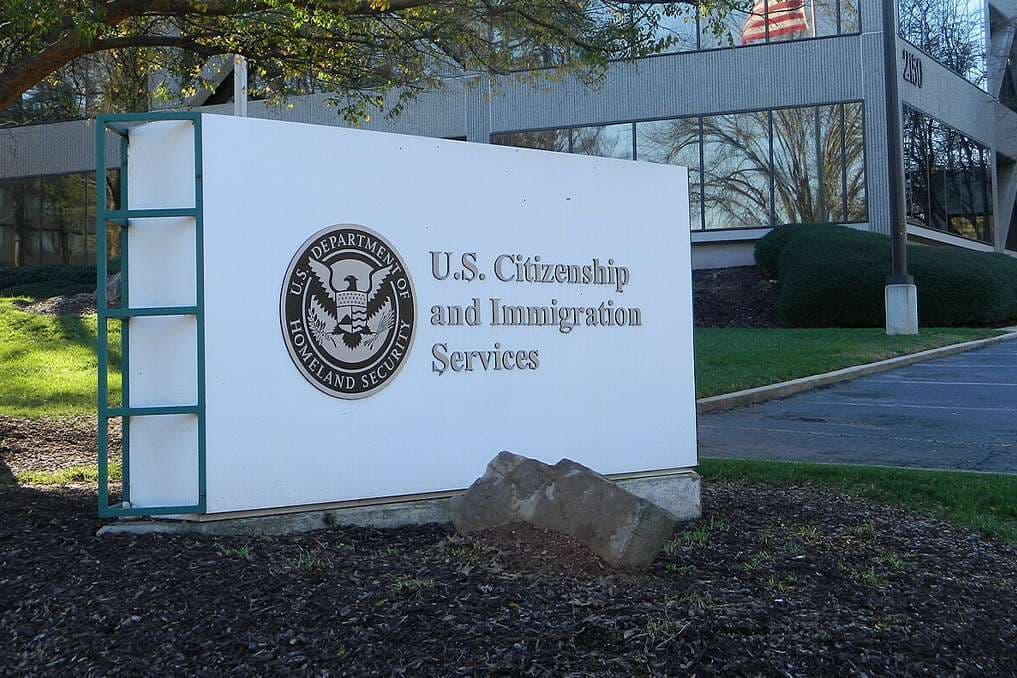 Bishop Barron: Federal officials reviewing access to sacraments for detained migrants