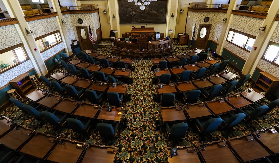 Montana legislators table bill that would have forced priests to violate seal of Confession