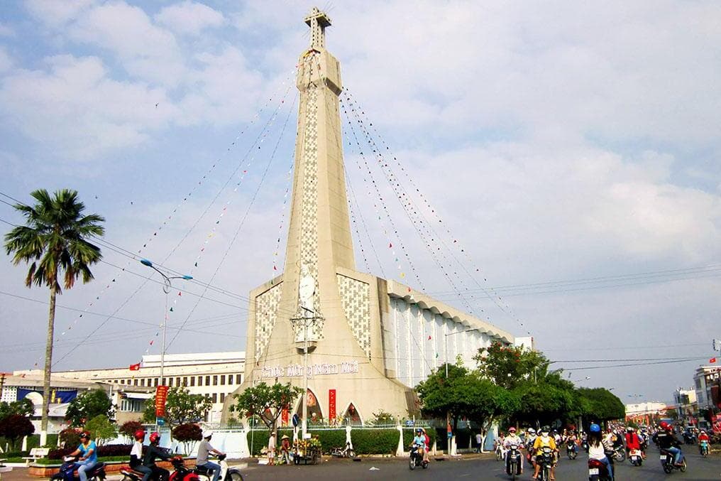 Vietnamese bishop urges faithful to honor Mary during May