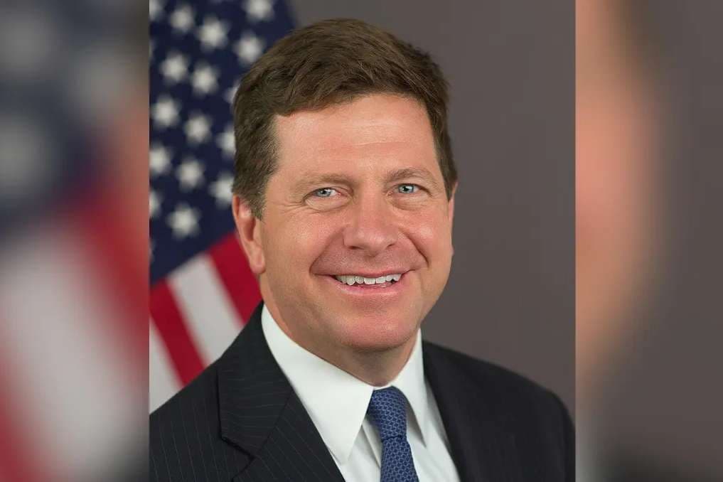 Trump nominates prosecutor Jay Clayton to be next director of national intelligence